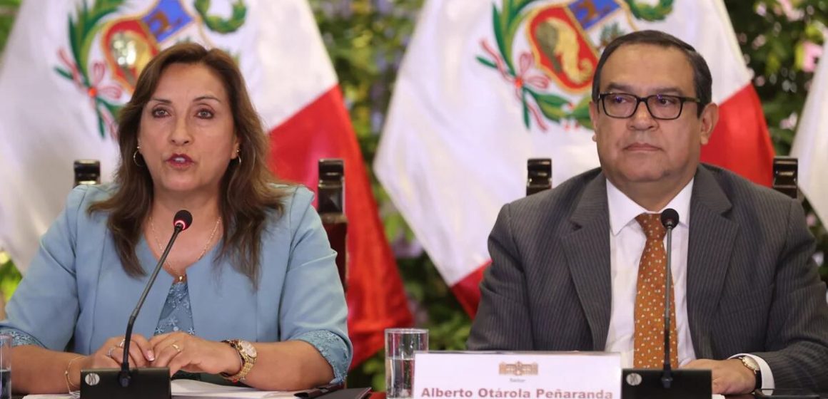 Patricia Benavides, Fiscal General de Perú, denuncia a la Presidenta Boluarte en medio de controversia