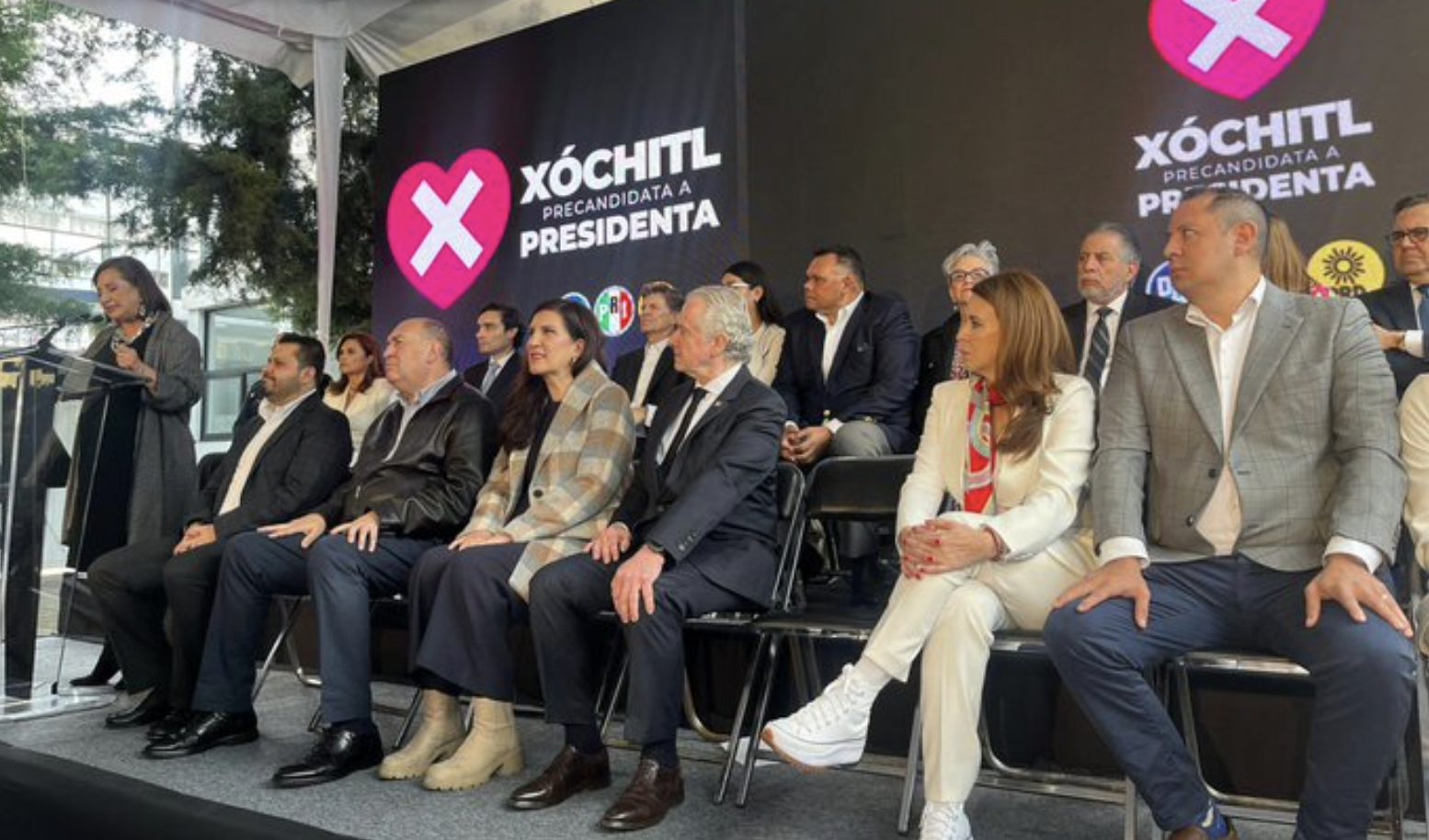 Xóchitl Gálvez presenta a su equipo de campaña rumbo al 2024. X (@ErnestoGuerra_)