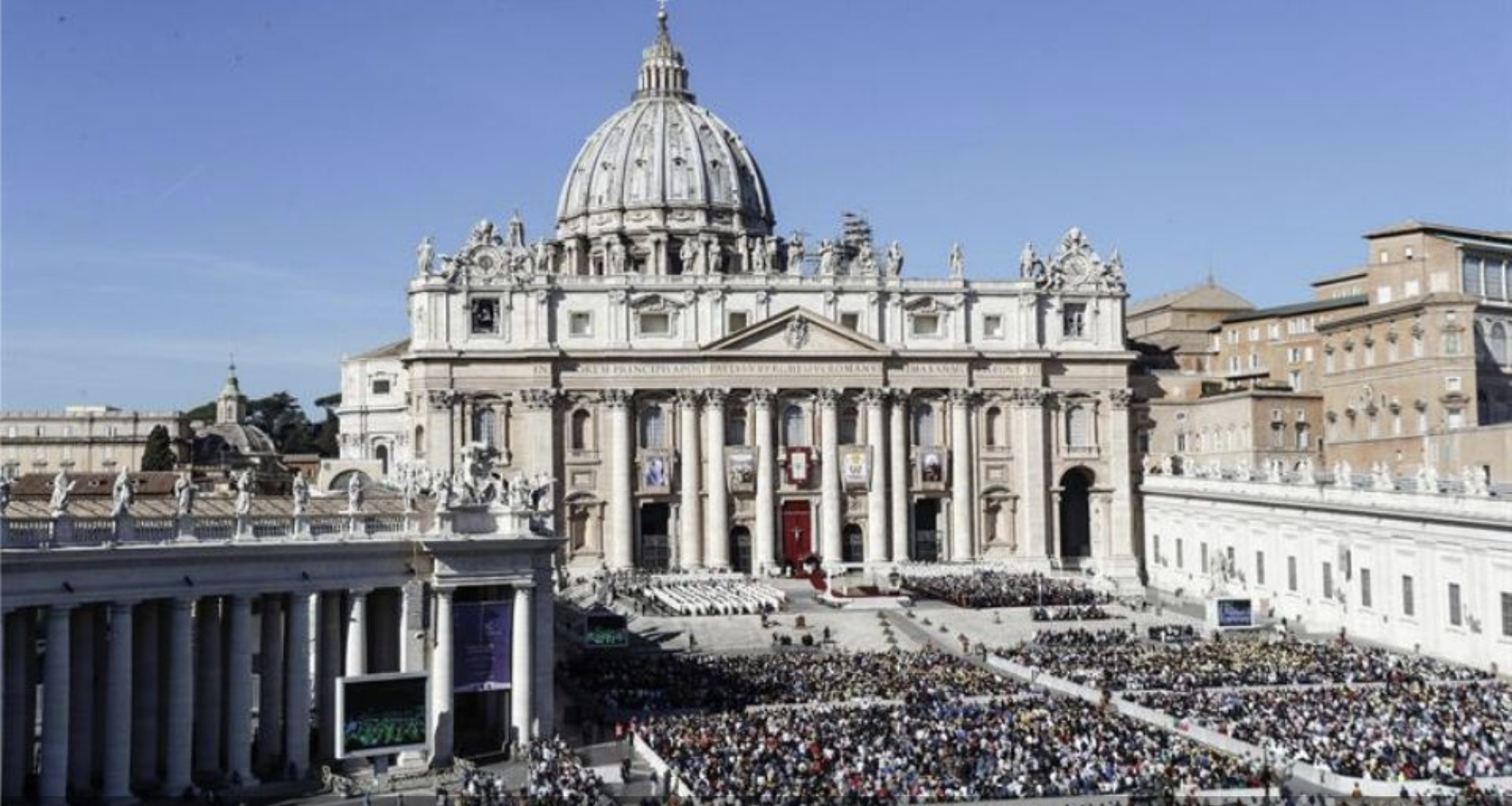 Un Paso Adelante: Vaticano Acepta Bendecir Uniones Homosexuales