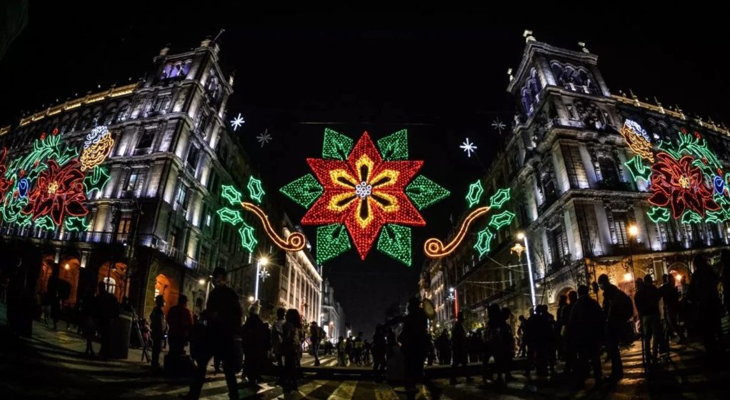 Celebra la Navidad en el Zócalo: Conciertos y Pastorelas para Toda la Familia