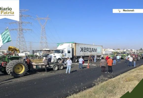Agricultores bloquean carreteras en 10 estados; exigen precios justos por tonelada de maíz