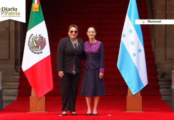 Claudia Sheinbaum recibe en Palacio Nacional a Xiomara Castro, presidenta de Honduras