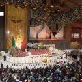 Peregrinos, diseño sagrado y gastos: la guía definitiva para el Día de la Virgen