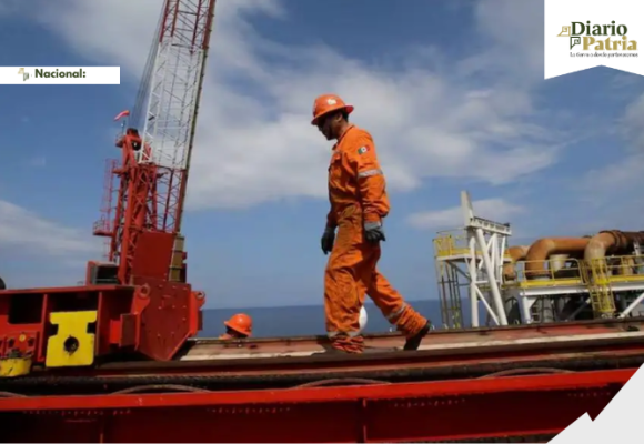 México logra mantener envío de petróleo a Cuba y se ofrece como mediador ante EE.UU.