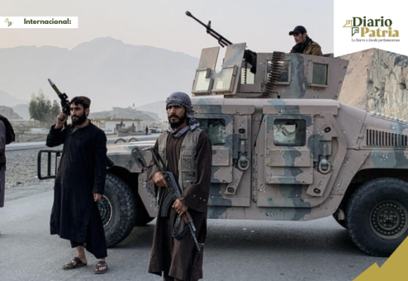 Pakistán ataca Kabul y declara “guerra abierta” contra Afganistán