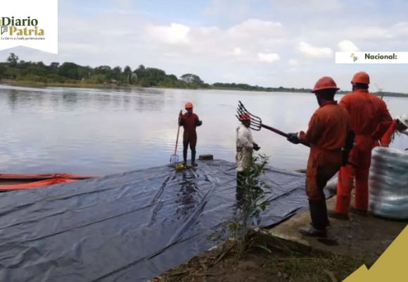 FGR interviene en el derrame del Golfo de México: Sheinbaum confirma que ya hay delito penal