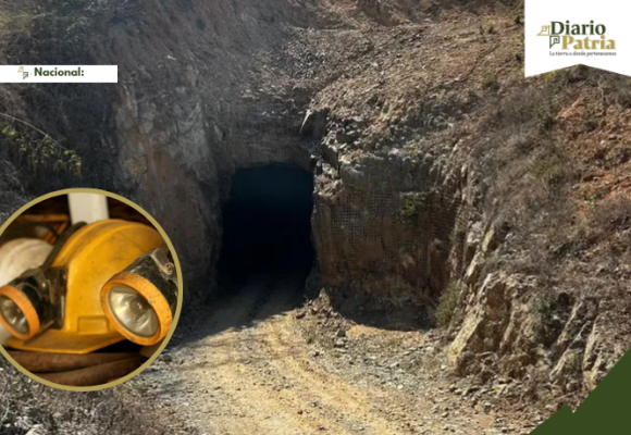 Rescatan con vida al primer minero atrapado en Santa Fe, Sinaloa; faltan tres