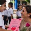 Las madres no sólo cuidan: sostienen la vida diaria