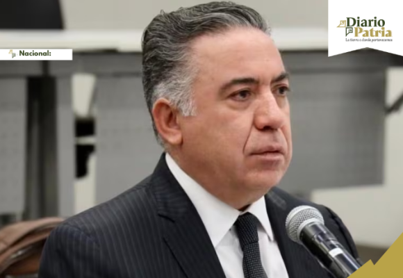 Enrique Inzunza pide licencia en el Senado para el periodo extraordinario de sesiones